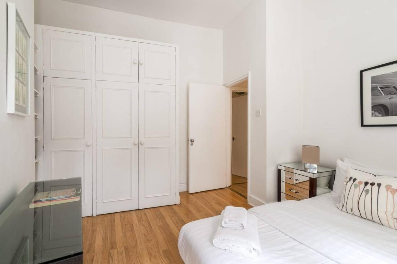 2Br Spacious Flat In West Kensington Fits 6! London Exterior photo